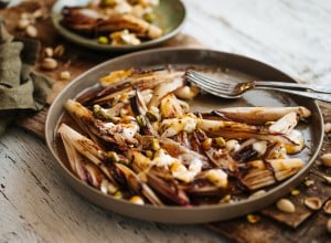gebratener roter Chicorée mit Mozzarella di Bufala