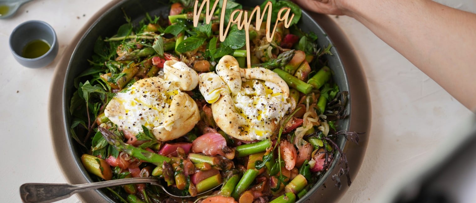 SPAR Mahlzeit Burrata Spargel Rhabarber Salat