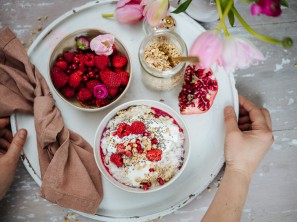 SPAR Mahlzeit Apfel-Zimt-Porridge mit Granatapfel