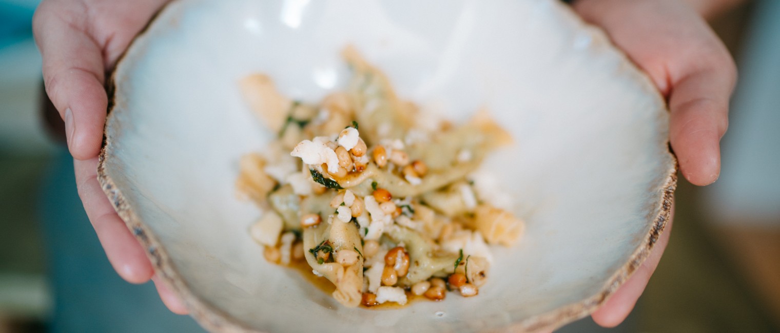 SPAR Mahlzeit Caramelle mit Brennesseln, Pecorino und Pinienkernen