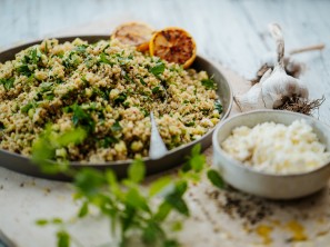 SPAR Mahlzeit! Quinoa-Minz-Salat mit Gurke und Feta