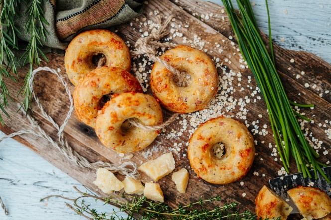 SPAR Mahlzeit! Haferflocken-Donuts mit Schinken und Käse