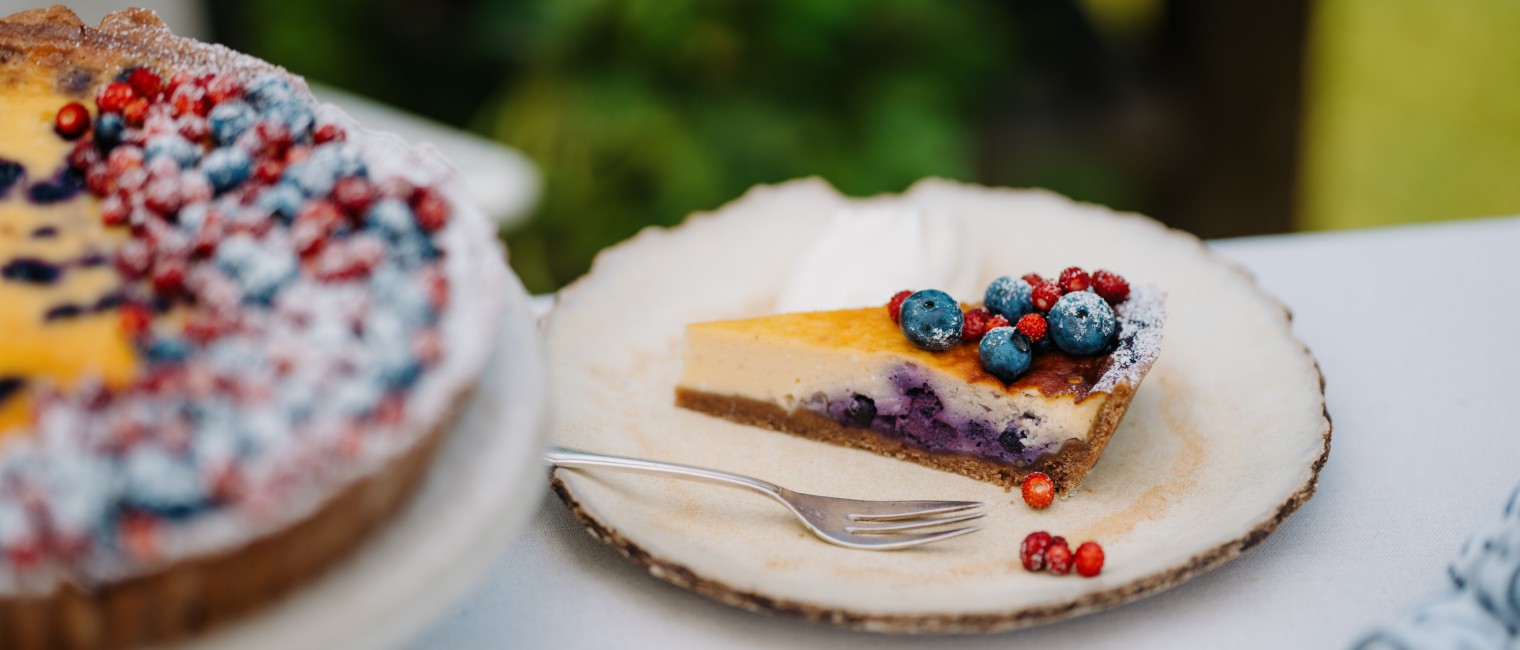 Schwarzbeer-Jogurt-Tarte