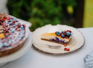 Schwarzbeer-Jogurt-Tarte