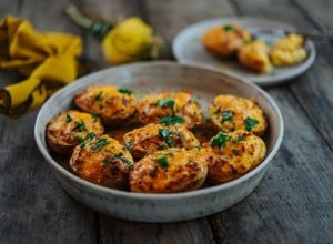 SPAR Mahlzeit Gefüllte Ofen-Erdäpfel mit Cheddar und Speck