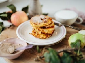 Apfel-Jogurt-Pancakes