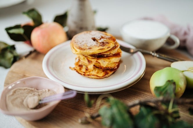 Apfel-Jogurt-Pancakes