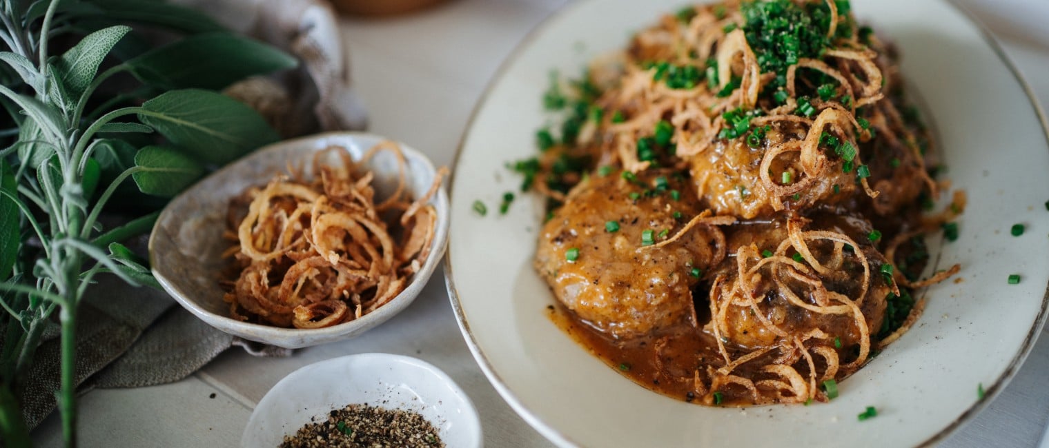 SPAR Mahlzeit Kalbsbutterschnitzerl mit Röstzwiebeln