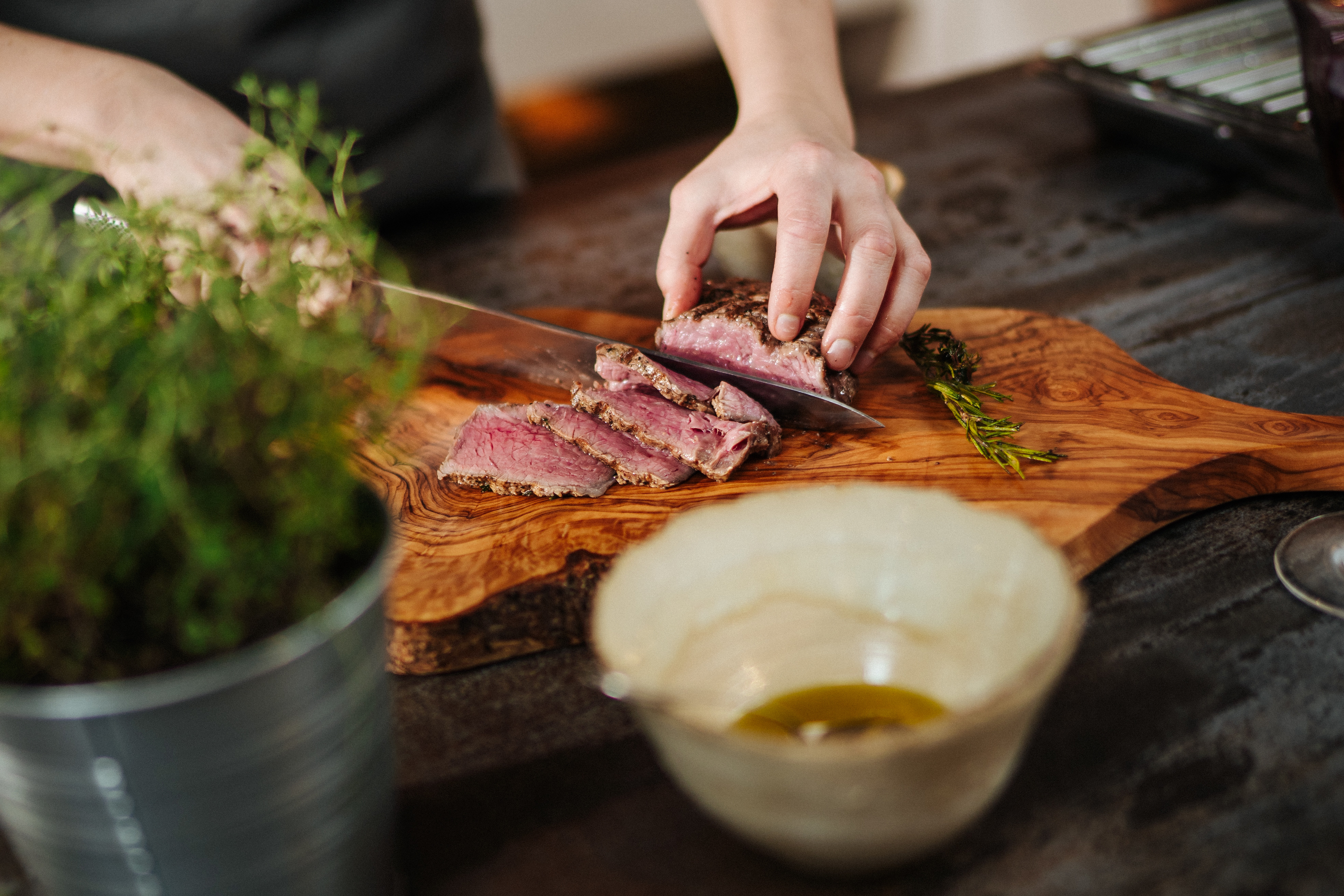 Steak richtig braten » Zubereitung erklärt | SPAR Mahlzeit!