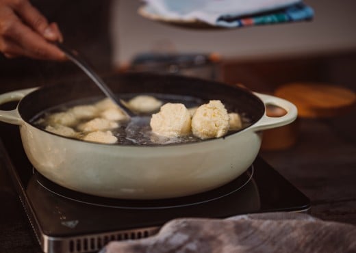 SPAR Mahlzeit Flaumige Topfenknödel mit Butterbrösel