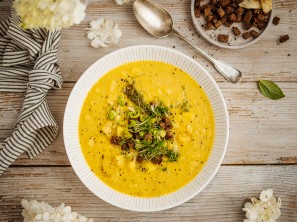 SPAR Mahlzeit! Vegane Lauch-Erdäpfel-Suppe