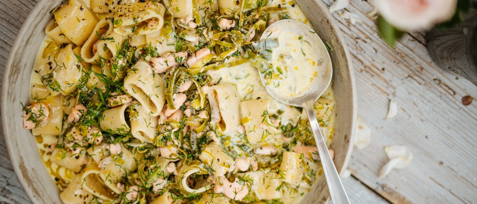 SPAR Mahlzeit Calamarata Pasta mit Lauch und Lachs