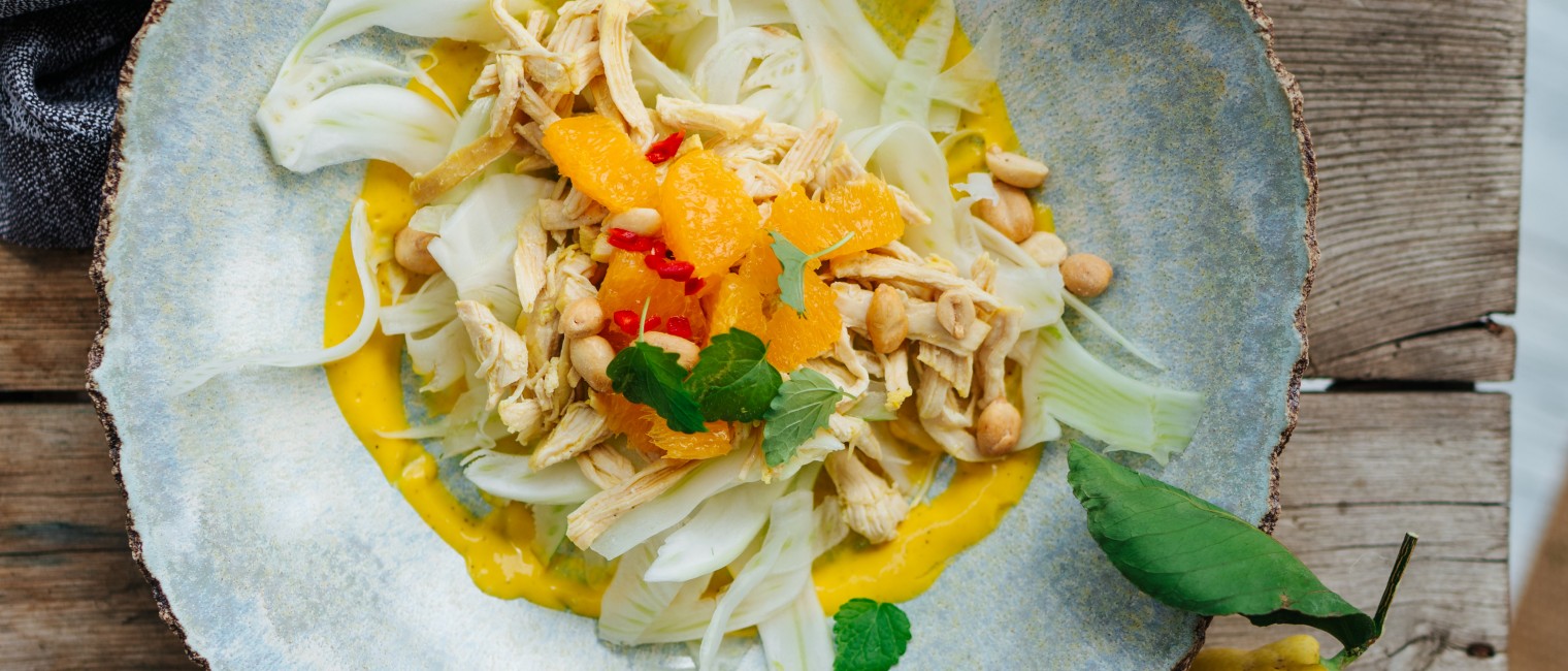 SPAR Mahlzeit Fenchelsalat mit Safran-Hühnchen und Orange