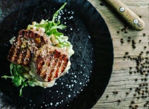 SPAR Mahlzeit Minutensteak mit cremigem Bohnengemüs