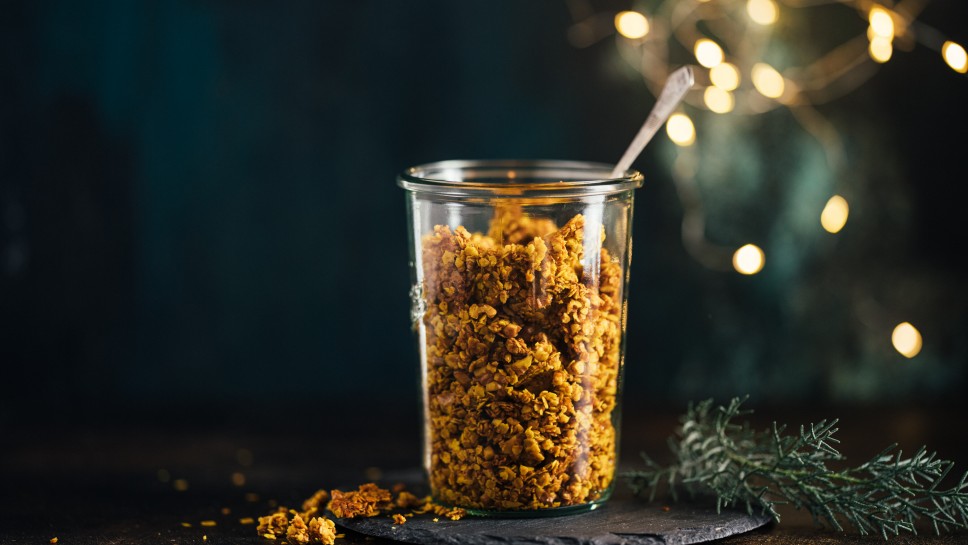 Goldenes Granola