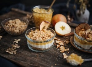 Bratapfel Crumble in Glas