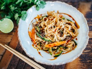 SPAR Mahlzeit Udon-Nudeln mit Alpenochs