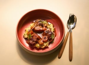 Schweinebauch in Dunkebiersauce
