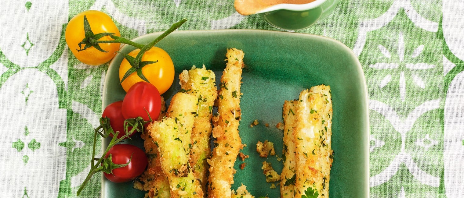 SPAR Mahlzeit gebackener Knusper-Spargel mit Tomaten-Dip