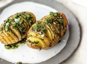 Fächerkartoffeln mit Bärlauch