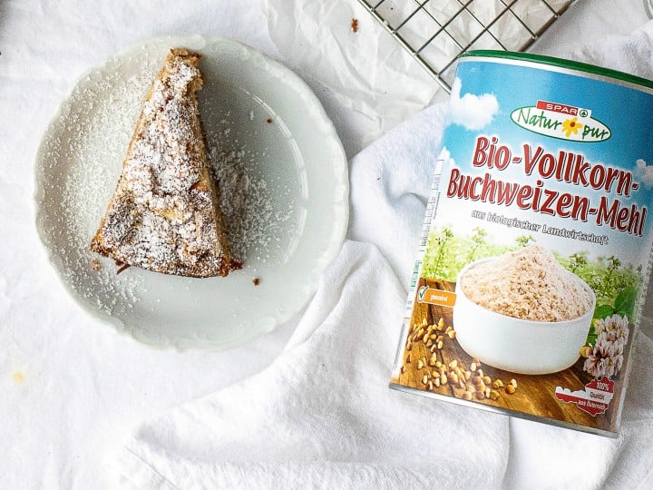 Buchweizen-Apfelkuchen mit Streuseln