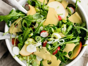 SPAR Mahlzeit herzhafter Salat mit Emmentaler