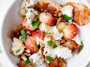 SPAR Mahlzeit Prosciutto-Pfirsich-Salat mit Burrata