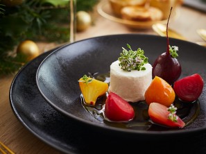 SPAR Mahlzeit Rübchen in Orangen-Kardamom-Fond mit Ziegenfrischkäse