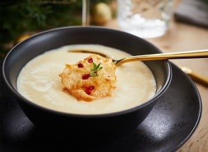 SPAR Mahlzeit Selleriesuppe mit knusprigen Sellerie