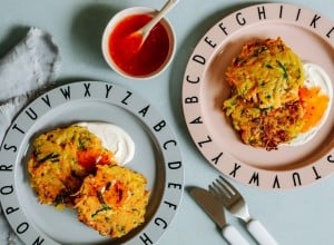 SPAR Mahlzeit Käse-Fritters mit Kartoffeln, Karotten und Zucchini