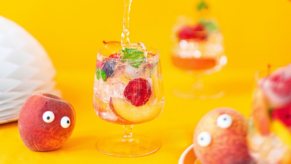 SPAR Mahlzeit Fruchtige Pfirsich-Holler-Limonade