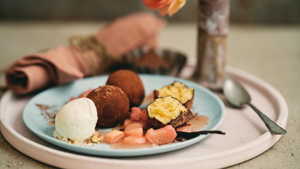SPAR Mahlzeit Griessknödel mit Rhabarber-Vanille-Ragout