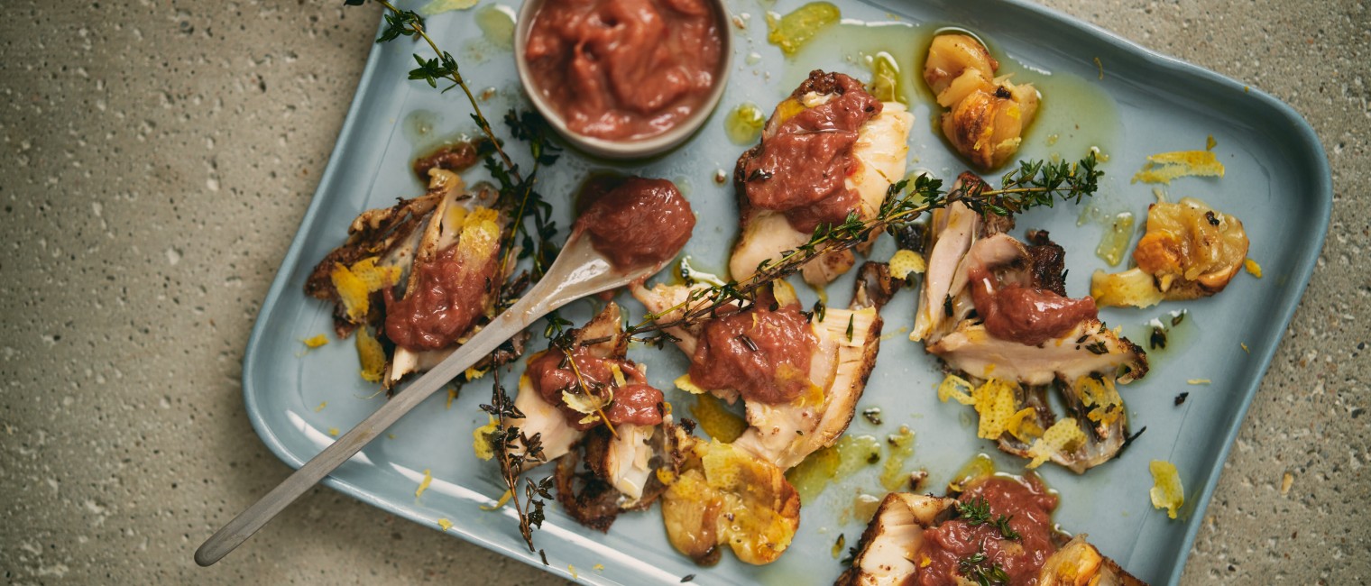 SPAR Mahlzeit knuspriges Hendl mit Rhabarber-Chutney