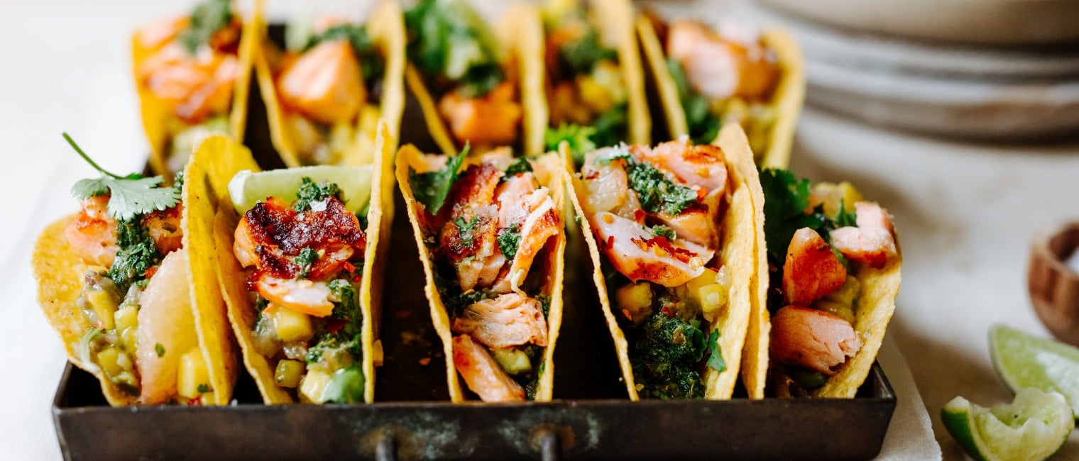 SPAR Mahlzeit Lachs-Tacos mit Grapefruit und würziger Salsa