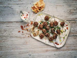 SPAR Mahlzeit Gegrillte Polpette mit Knoblauch-Dip
