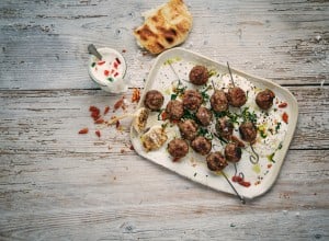 SPAR Mahlzeit Gegrillte Polpette mit Knoblauch-Dip