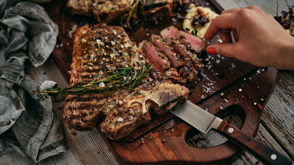 SPAR Mahlzeit T-Bone Steak vom Rost mit Cole Slaw