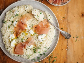 SPAR Mahlzeit Zitronenthymian-Risotto mit Prosciutto