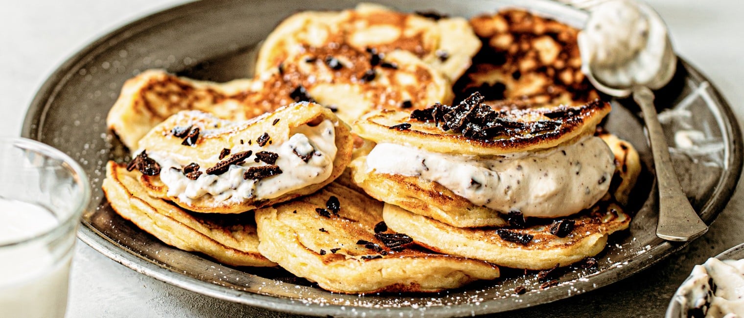 SPAR Mahlzeit Cannoli-Pancakes mit Topfen-Kaffee-Creme