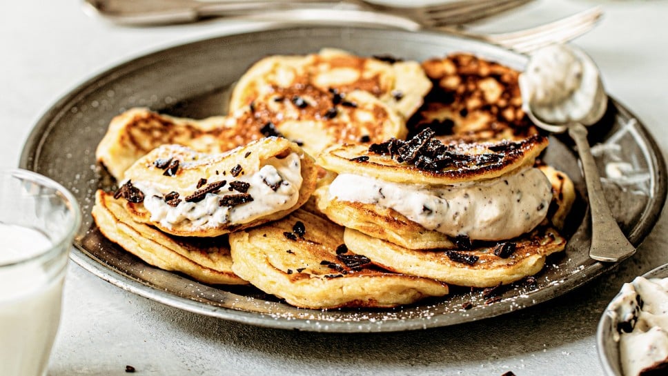 SPAR Mahlzeit Cannoli-Pancakes mit Topfen-Kaffee-Creme