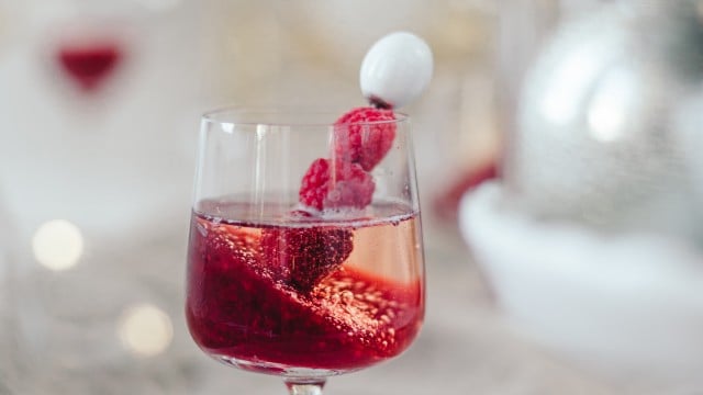 SPAR Mahlzeit Champagner mit Himbeer-Gelée