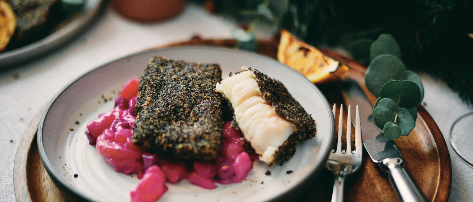 SPAR Mahlzeit Karpfen im Mohnmantel mit Erdäpfel-Rüben-Salat