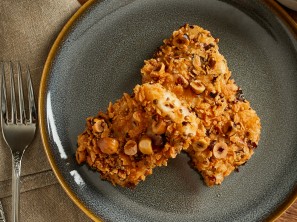 SPAR Mahlzeit Gebackener Gewürzfisch mit Erdäpfel-Vogerlsalat