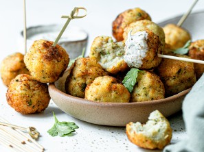 SPAR Mahlzeit Fisch-Bällchen mit Dill-Dip