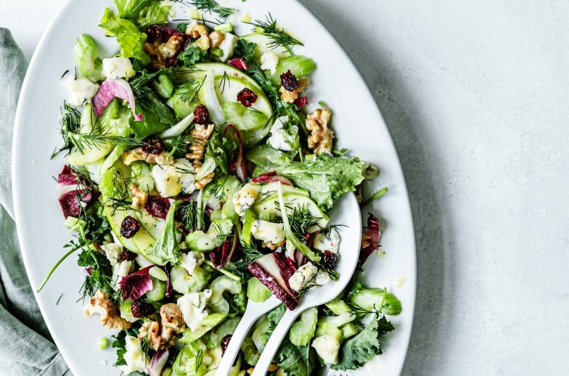 Sellerie-Walnuss-Salat mit Apfel und Gorgonzola