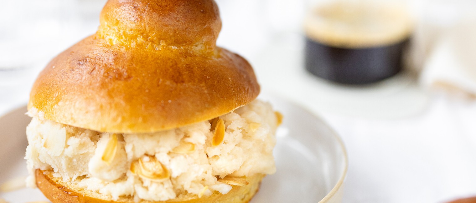 SPAR Mahlzeit Sizilianische Brioche gefüllt mit Mandel-Granita