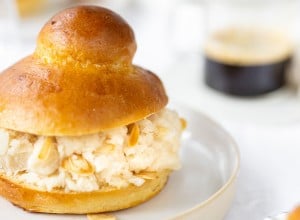 SPAR Mahlzeit Sizilianische Brioche gefüllt mit Mandel-Granita