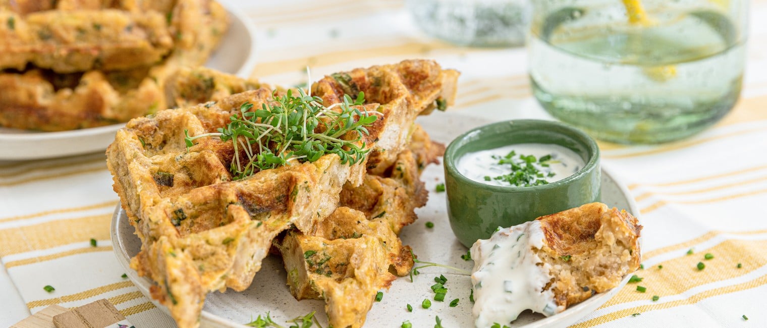SPAR Mahlzeit Brotwaffeln mit Jogurt-Schnittlauch-Dip