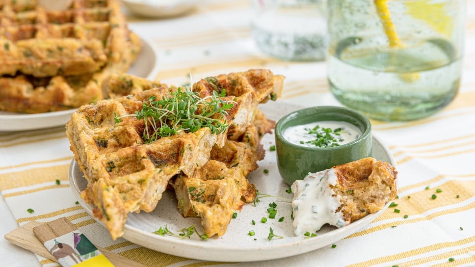 SPAR Mahlzeit Brotwaffeln mit Jogurt-Schnittlauch-Dip