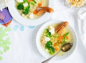 SPAR Mahlzeit Nudelsuppe mit Muscheln und Würstel-Oktopus